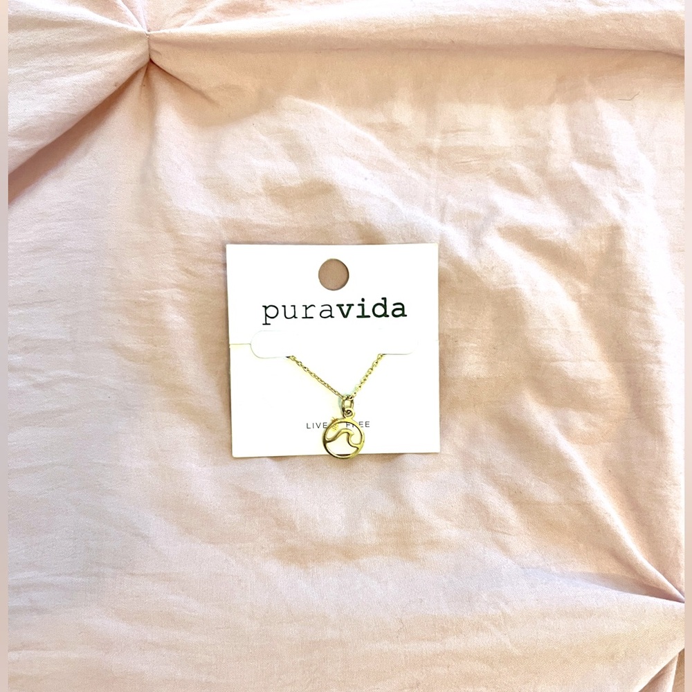 Gold Pura Vida Wave Necklace